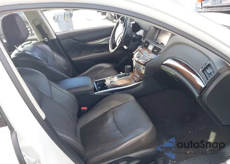 2015 Infiniti Q70L 3.7X из США, поврежденный, VIN JN1BY1PR2FM830222